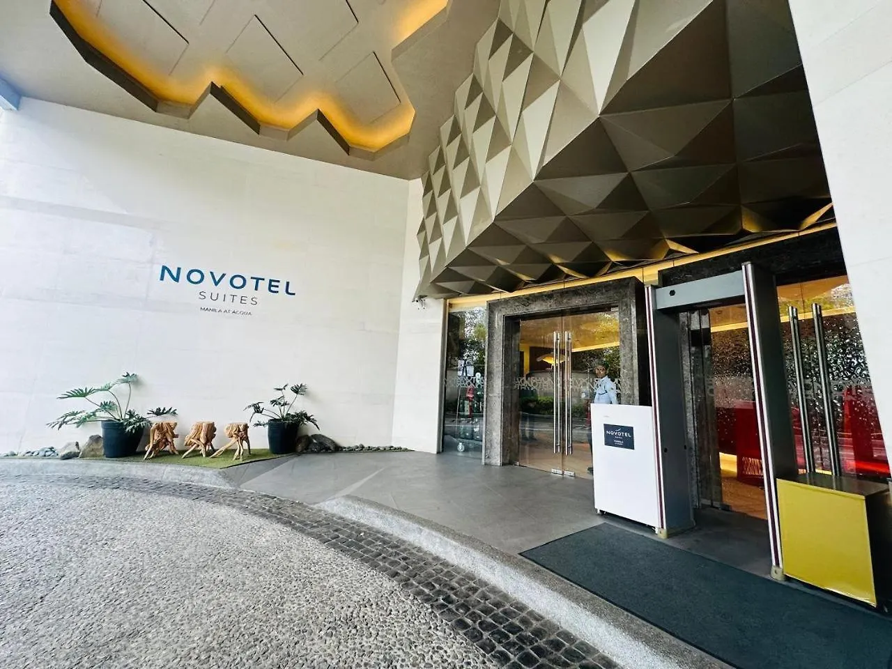 Manila Novotel Residences Acqua At Madr Excellence