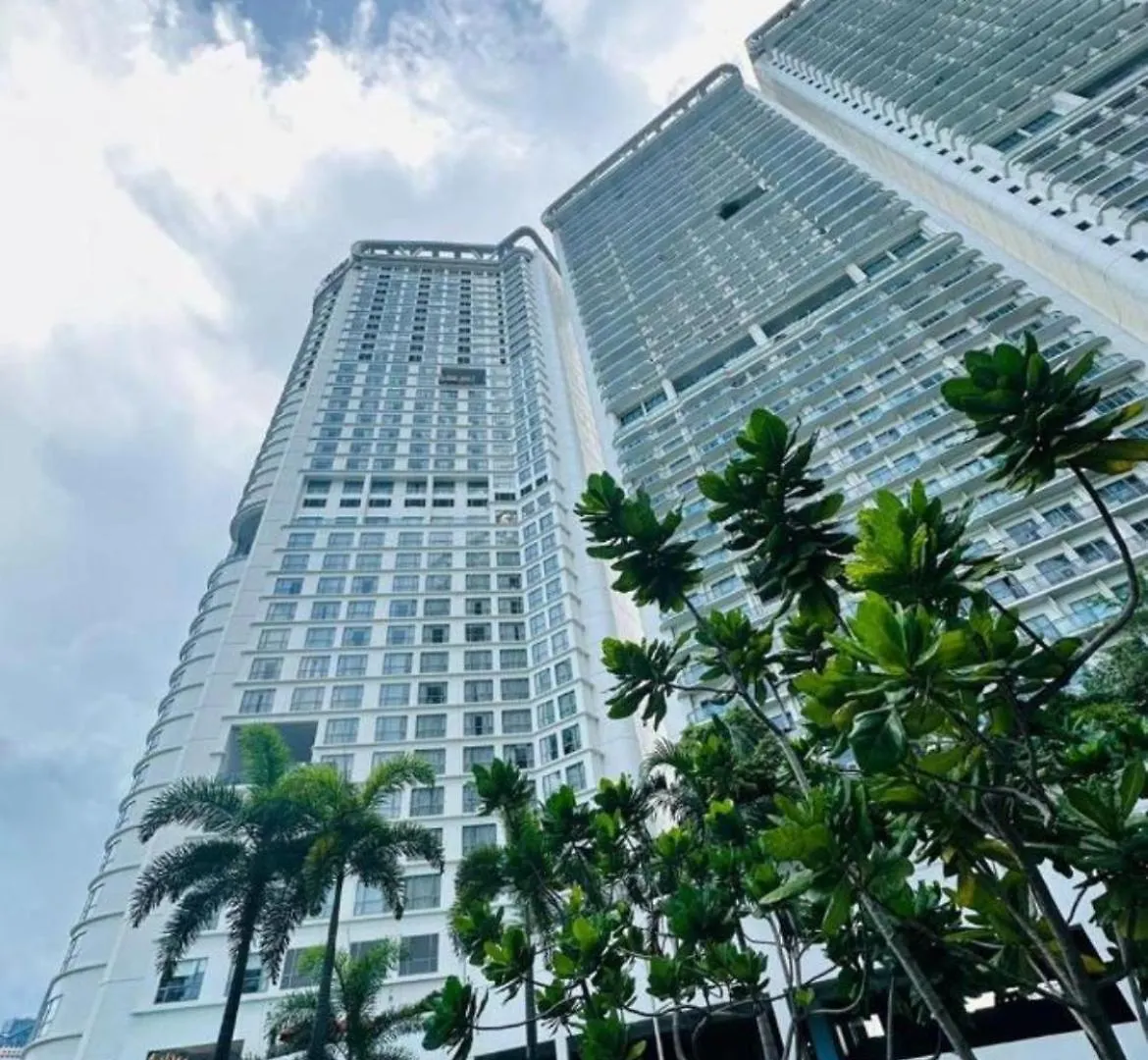 Manila Hotel Residences At Acqua Madr Excellence