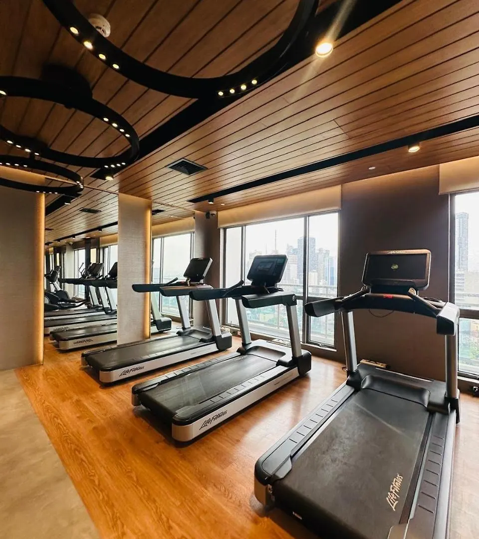 Manila Hotel Residences At Acqua Madr Excellence