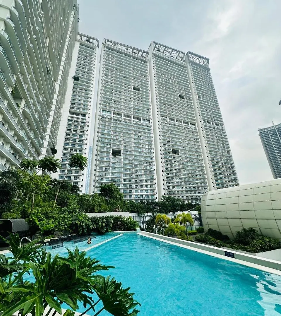 Manila Hotel Residences At Acqua Madr Excellence 4*,